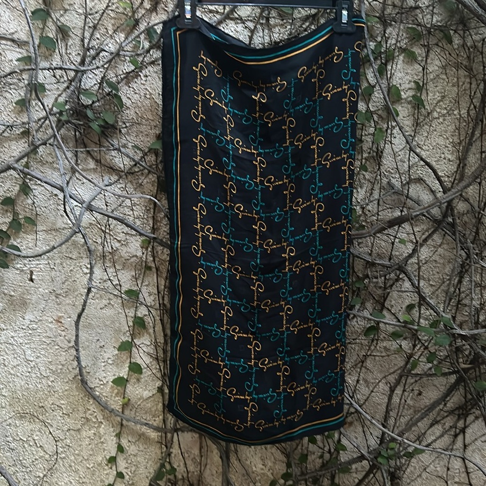 Givenchy Vintage Silk Scarf - Picture 9 of 9